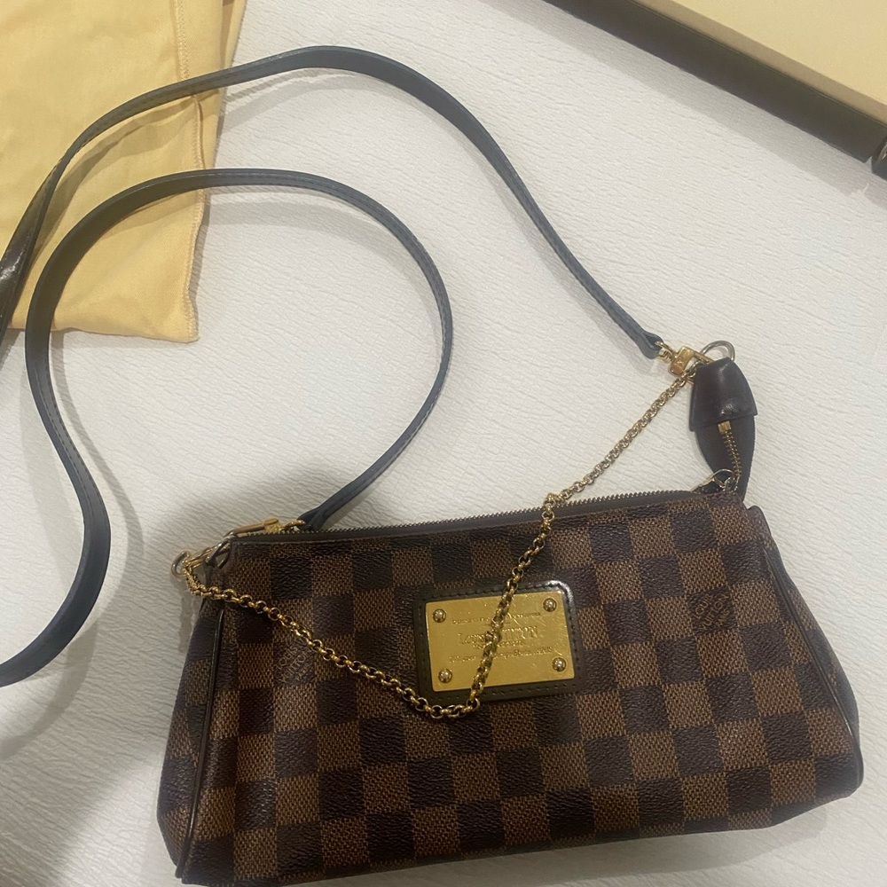 Louis Vuitton Eva Damier Crossbody Handbag (Brown)